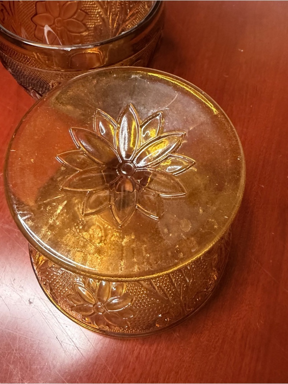 Amber Indiana Glass Floral Candle Holder Decorative Floral Tiara Fairy Lamp - Picture 4 of 4